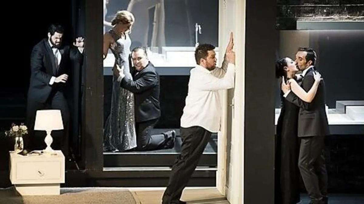 "Die Entführung aus dem Serail" in der Regie von Eva-Maria Höckmayr an der Oper Graz 