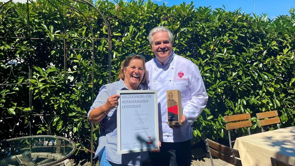 Wirt Hannes Tschemernjak mit Christine Puck