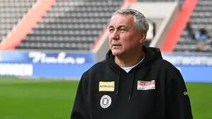 Peter Pacults letzte Momente als Austria-Trainer kurz vor dem Abpfiff gegen den LASK am 26. April 