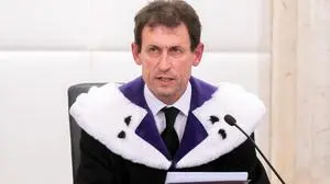 Gleich zweifach befasst war Christoph Grabenwarter mit dem ORF-Gesetz: erst als Medienrechtsexperte und zum Schluss als VfGH-Präsident