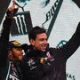 Mercedes-Motorsportchef Toto Wolff (rechts) mit Star-Pilot Lewis Hamilton