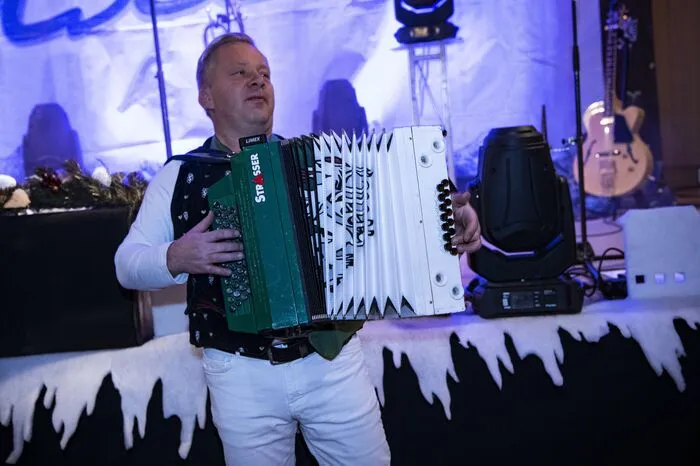 Seit fast 30 Jahren begeistern sie ihre Fans mit ihrem Musik- und Showprogramm