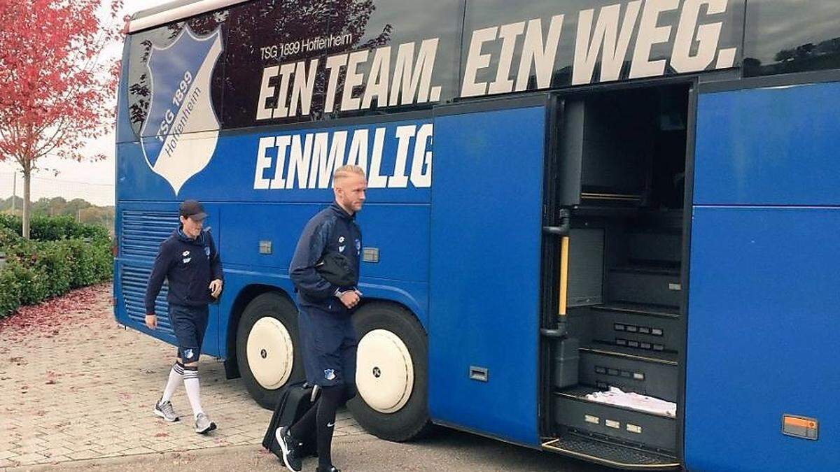 Der Bus des TSG Hoffenheim