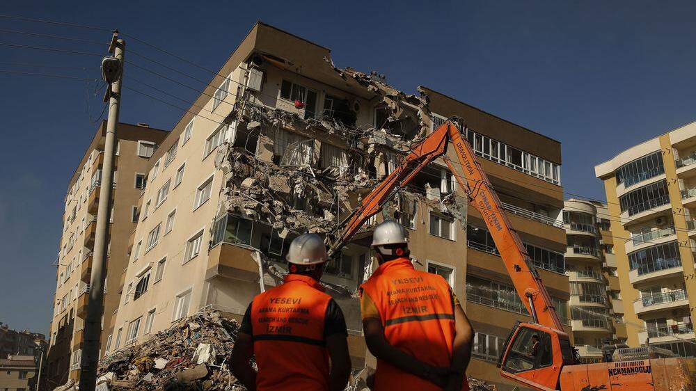107 Menschen konnten aus den Trümmern gerettet werden