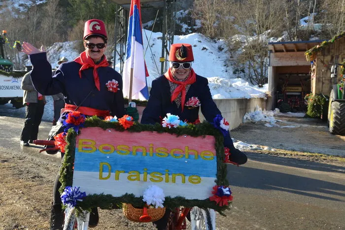 Alle zehn Jahre findet das närrische Spektakel statt.