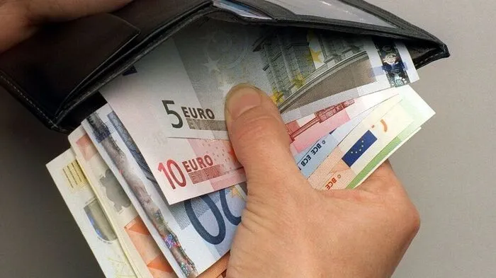 Steirerin fand Geldbörse und nahm die "Verfolgung" auf