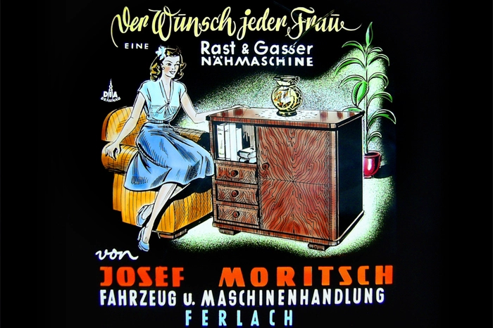 Zahlreiche Firmen nutzten diese Form der Kinowerbung, die im Programm des Kinomuseums bis in die 1930er-Jahre zurückgeht. Klicken Sie sich durch die Fotogalerie.