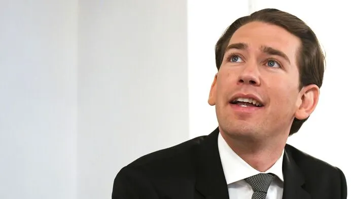 "Es ist ein vollkommen normaler Vorgang, dass sensibel mit Daten umgegangen wird" - Sebastian Kurz über das Schreddern.