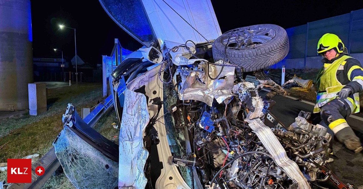 Pkw-berschlug-sich-auf-der-S6-Fahrer-schwebt-in-Lebensgefahr