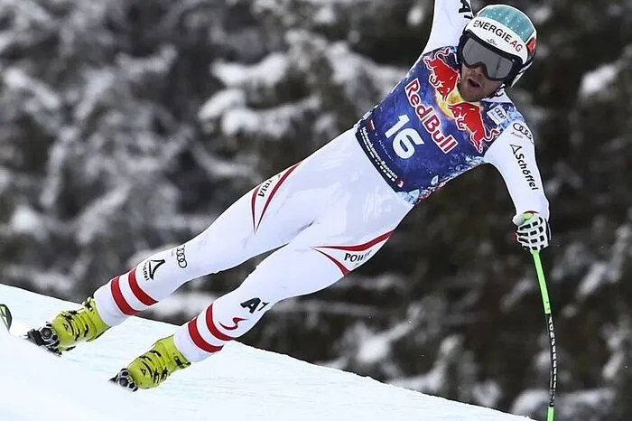 4. Vincent Kriechmayr (AUT) 1:56.61