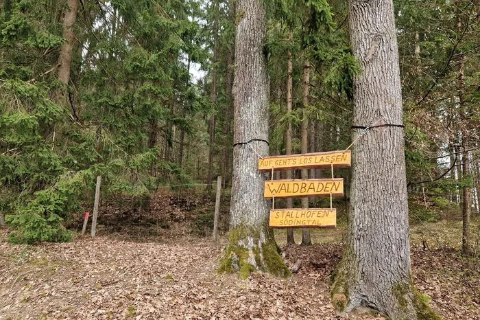 Rössl Leitmotiv: "Der Wald beginnt am Waldrand."