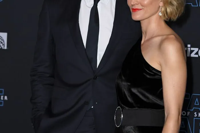 ... erneut die Jedi-Schülerin Rey und der finstere Kylo Ren (Adam Driver, hier mit seiner Ehefrau Joanne Tucker).
