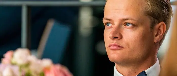 Der Sohn von Königin Mette-Marit, Marius Borg Høiby, darf trotz U-Haft am Begräbnis teilnehmen