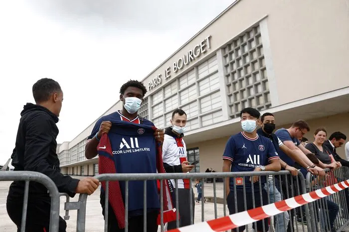 Begehrter Ort: der Flughafen "Paris Le Bourget".