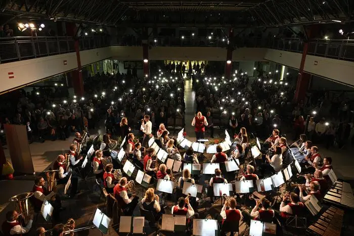 Die Musikerinnen und Musiker spielten das beste, was Austropop zu bieten hat.