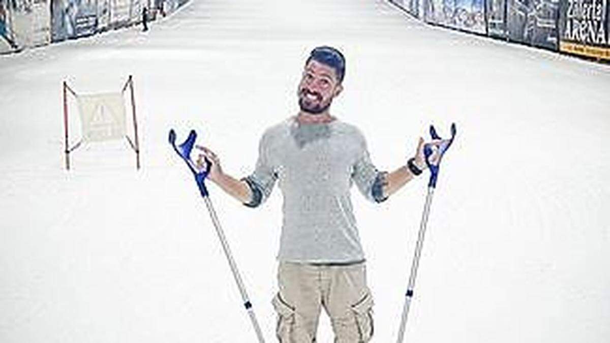 Marcel Hirscher mit Krücken in der Skihalle