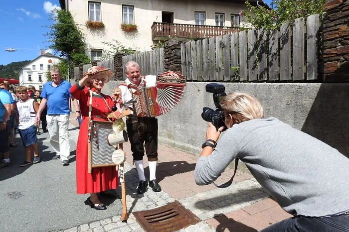 Klicken Sie sich durch die Fotos!