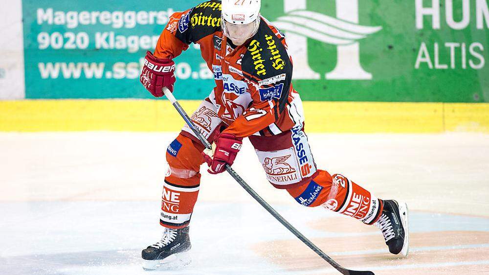 Ein Eishockey-Schläger, wie hier bei KAC-Stürmer Thomas Hundertpfund, untersteht während einer Partie hoher Belastung