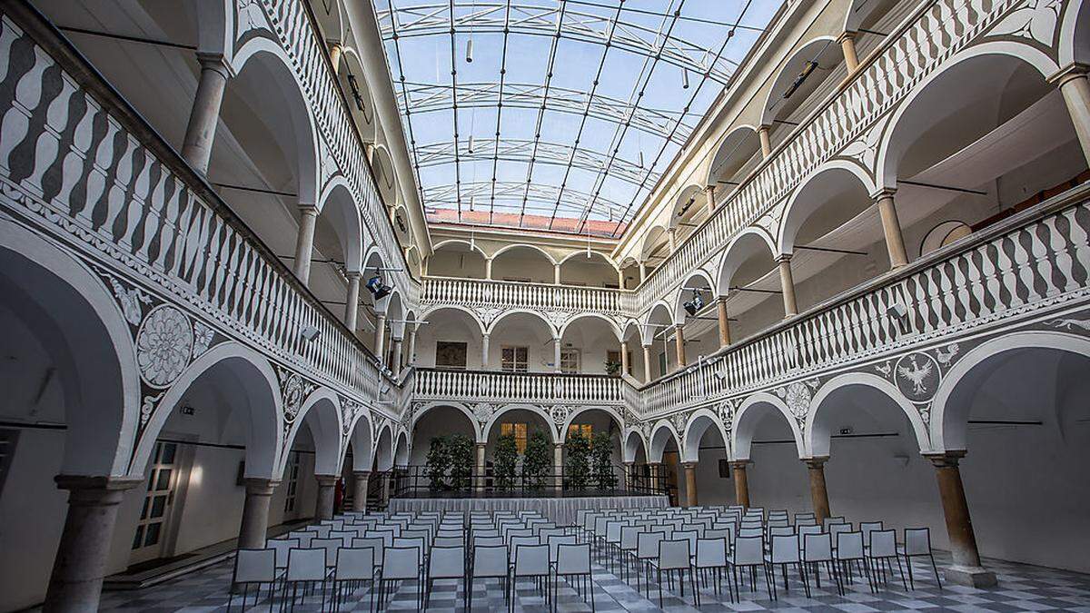 Rauhe Töne im St. Veiter Rathaus