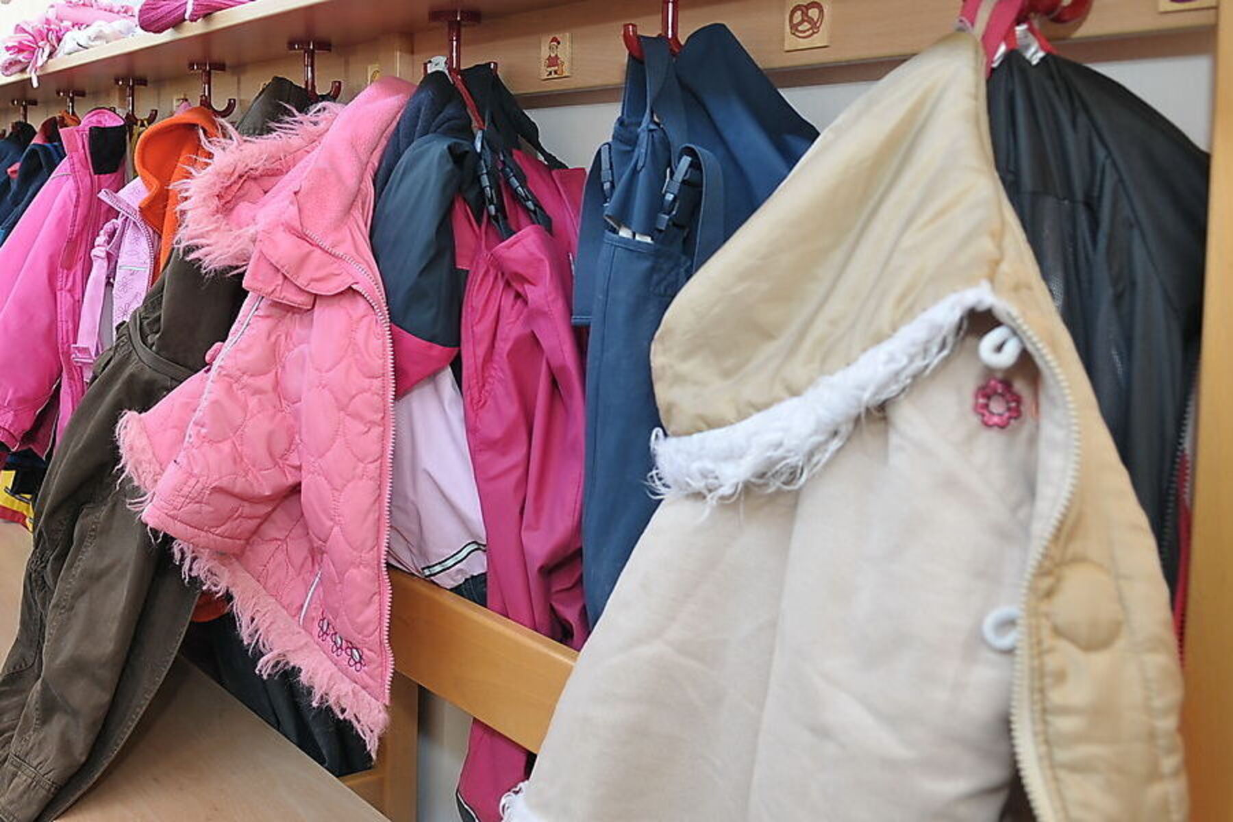 Wien | Bub nackt gewaschen: Stadt erteilte Kindergarten Auflagen