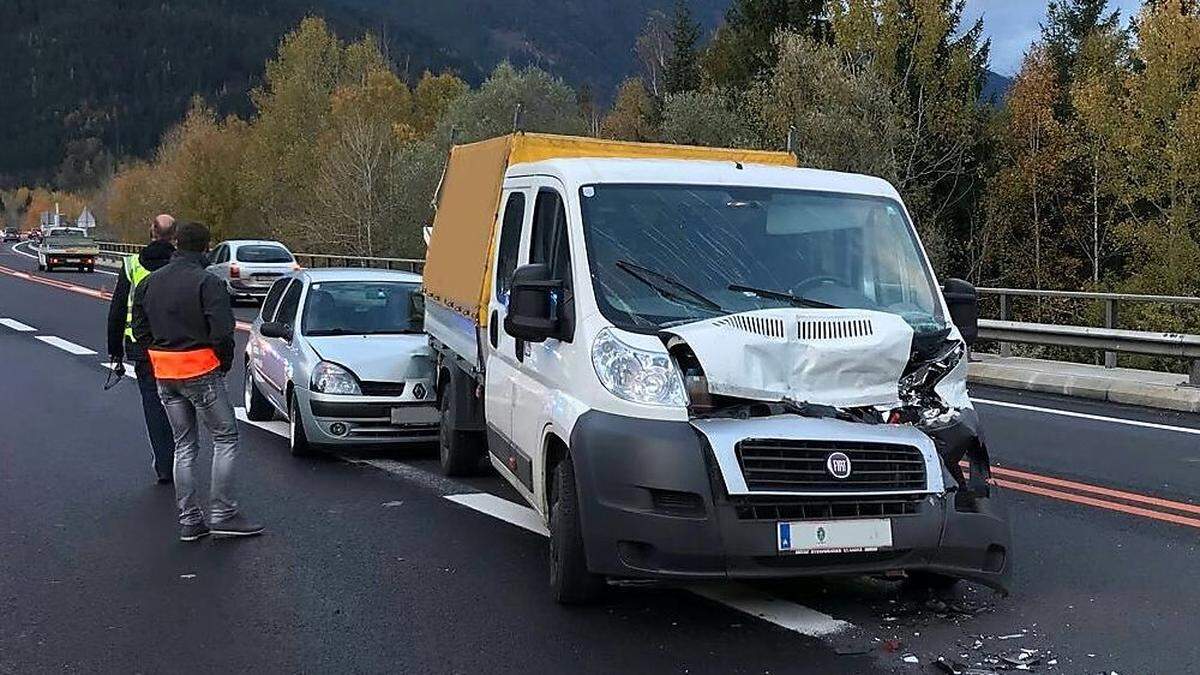 Auffahrunfall auf der Autobahn