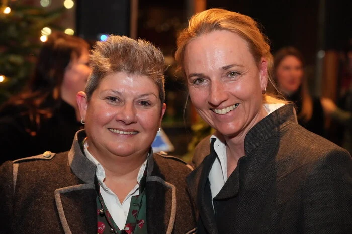 Sie waren die Helferinnen in der ersten Stunde: Gundula "Gugi" Spülbichler und Astrid Rauscher.