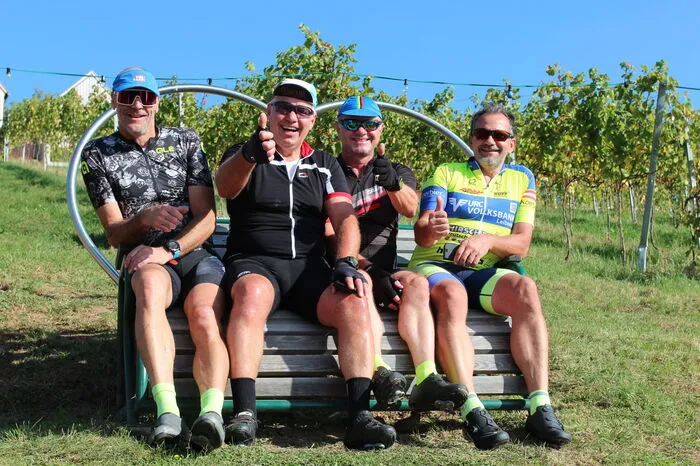 Radfahrer aus der Region besuchten das Fest.