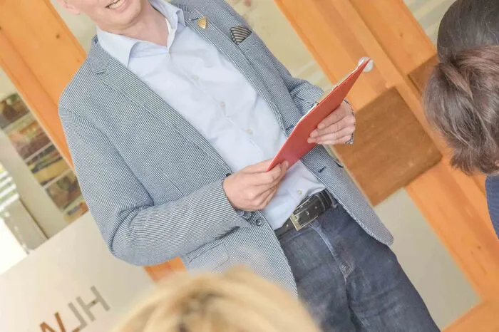 Albin Brunner hat den Bewerb mit seiner Firma Brunner Nudel ausgelobt.