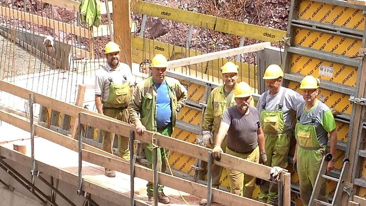 Mit vereinten Kräften wird die Verbauung des Laaserbachs in Kötschach-Mauthen vorangetrieben