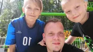 Armin Lippe mit seinen Söhnen Jonas und Marco