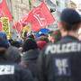Im deutschen Ostritz fiel ein Polizist durch seine speziell bestückte Uniform auf (Sujetbild)