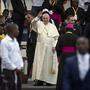 Heute in Mosambik: Papst Franziskus und Präsident Filipe Nyusi 