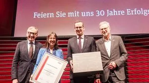 Die FH erhielt eine Ehrenurkunde der Wirtschaftskammer