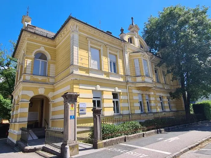 Seit 2016 ist Frank Bolvari in dieser Villa eingemietet