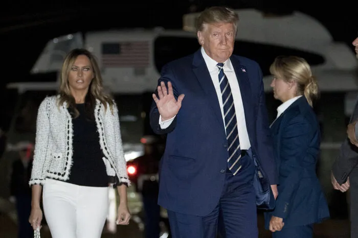 Schon bei der Abreise des First Couple in Maryland angespannte Gesichter.