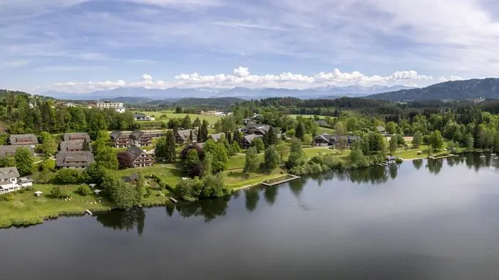 Pächter Martin Ramusch und Maria Koglenig und die KBV investieren in das Feriendorf am Maltschacher See