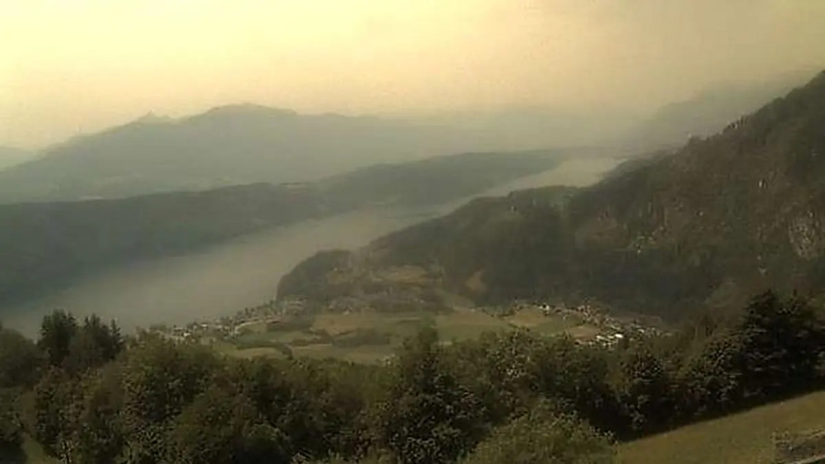 Der Saharastaub ist derzeit deutlich in der Luft zu sehen, wie hier über dem Millstättersee