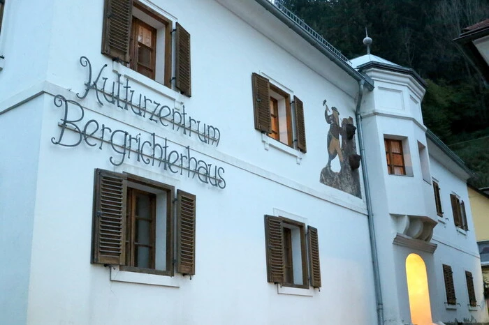 Übrigens: Ein Video vom Konzert im Bergrichterhaus gibt es auf Facebook Kleine Zeitung St. Veit/Feldkirchen zu sehen! 