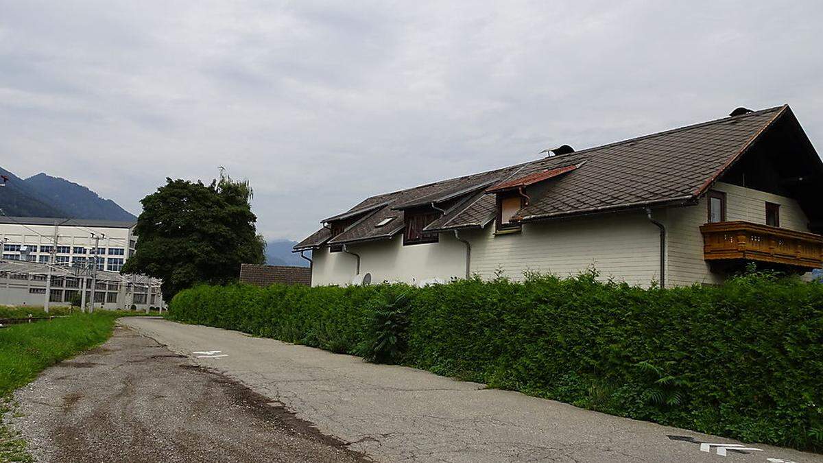 Dieses Haus in der Körnterstraße soll abgerissen werden. Danach erfolgt der Neubau des Kinderschutzzentrus