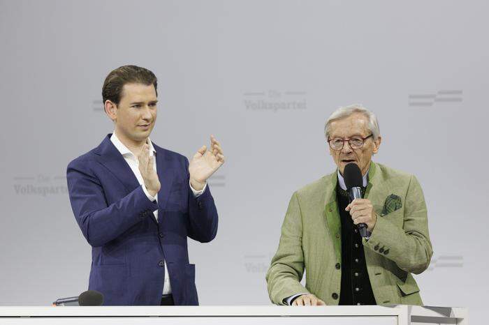 Alt-Kanzler auf der Bühne: Wolfgang Schüssel sprach über die EU, Sebastian Kurz über sein Familienleben.