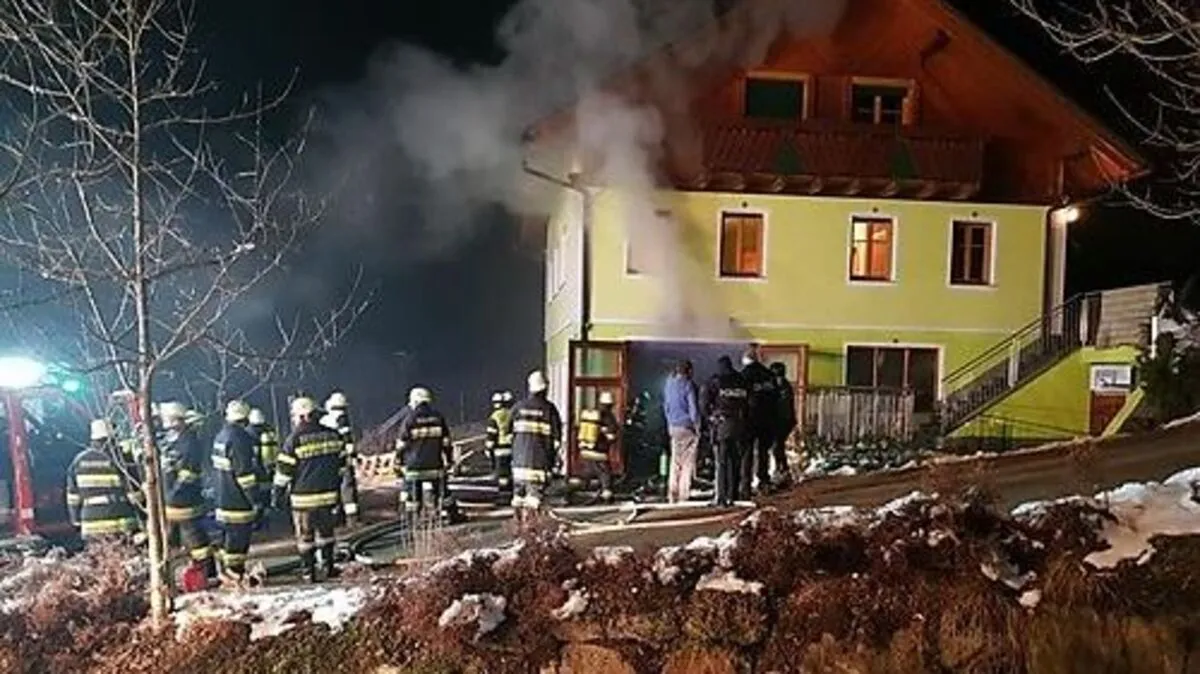 Ein Übergreifen des Brandes auf das restliche Wohnhaus konnte verhindert werden