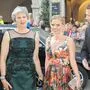 Sebastian Kurz bittet Theresa May und ihren Mann sowie seine Freundin Susanne Thier zur Premiere ins Festpielhaus 