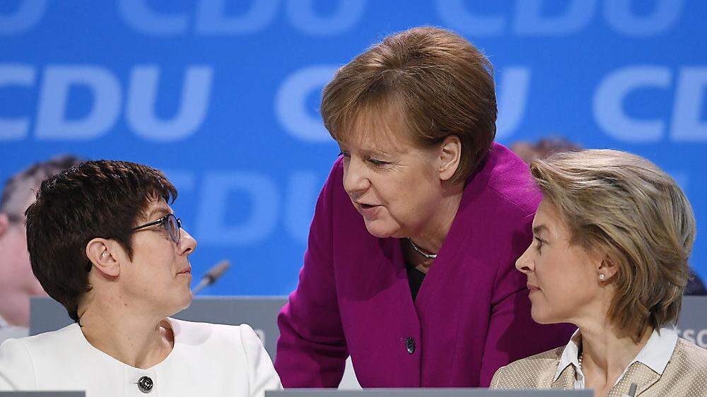 Kramp-Karrenbauer, Merkel, Von der Leyen