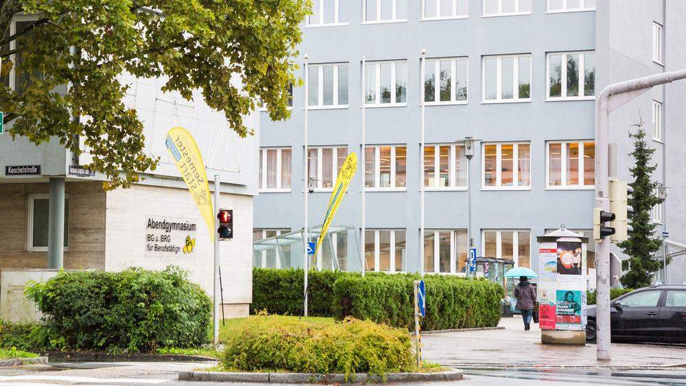 Schule unter Schock: Im Abendgymnasium Klagenfurt wird man die Schüler psychologisch betreuen