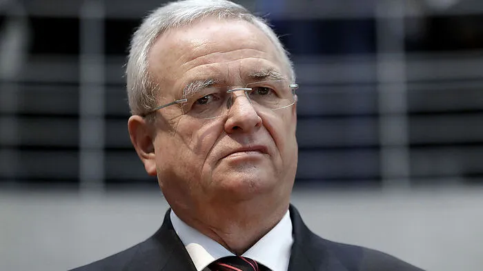VomHerrscher in Wolfsburg zumBuhmann: Martin Winterkorndrohenbis zu zehn Jahre Haft