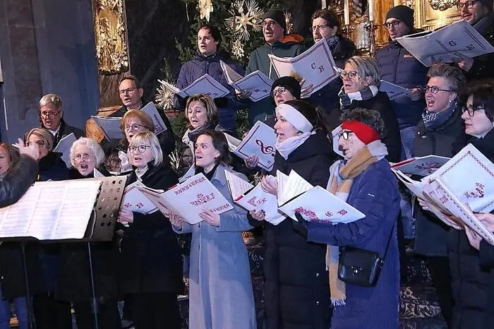 Weiters wirkte noch die Singgruppenmusi mit.