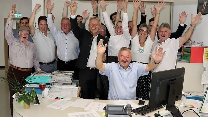 Allen Grund zur Freude gab es am Sonntag im ÖVP-Bezirksbüro