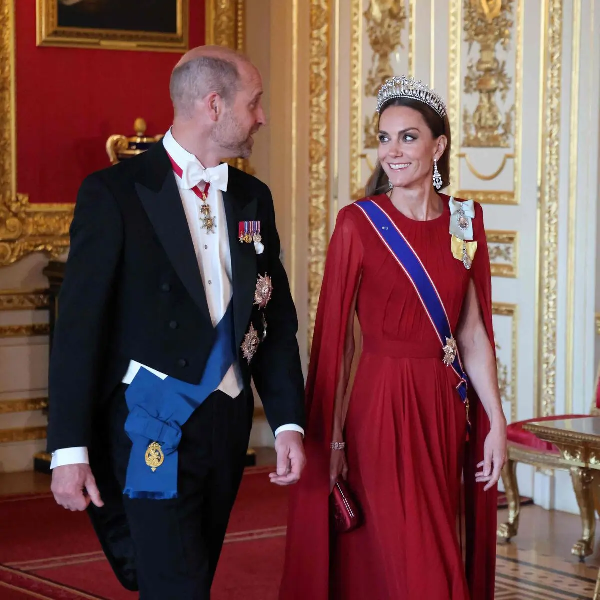 Szyszkowitz nackt the street gets a bit busy but still