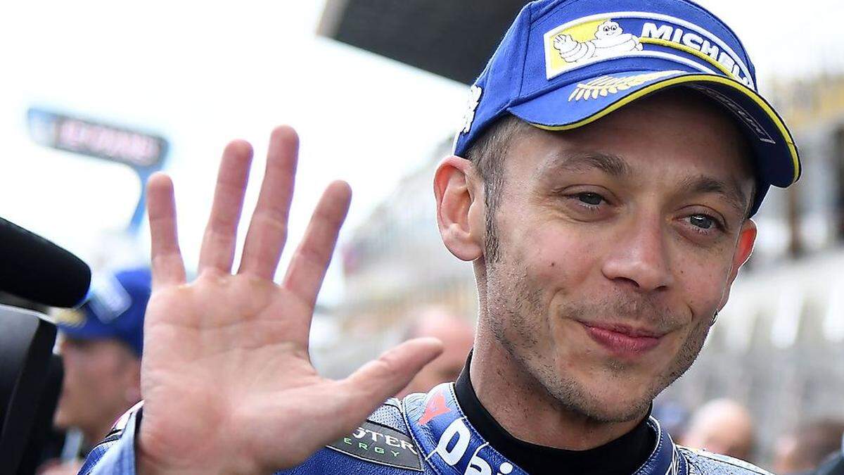 Valentino Rossi winkt befreit: Er darf beim Heimrennen starten