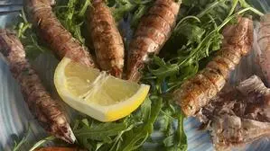 Meeresheuschrecken vom Grill